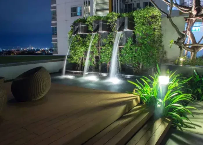 sculpturewithwaterspout